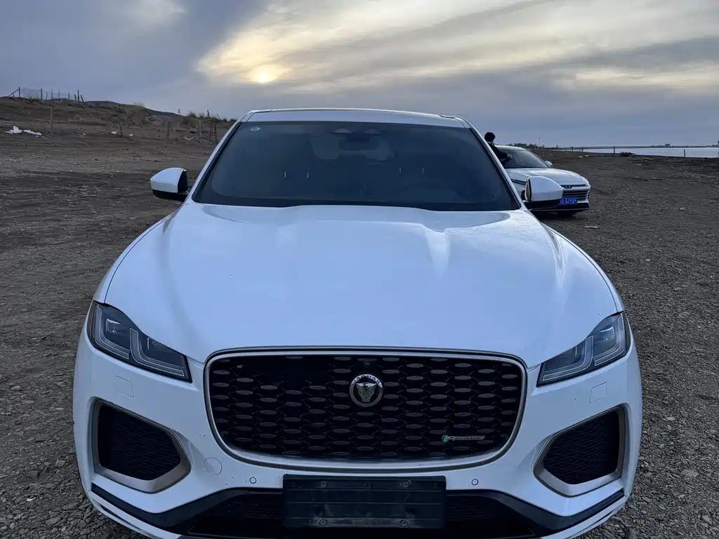 Jaguar F-Pace 2022