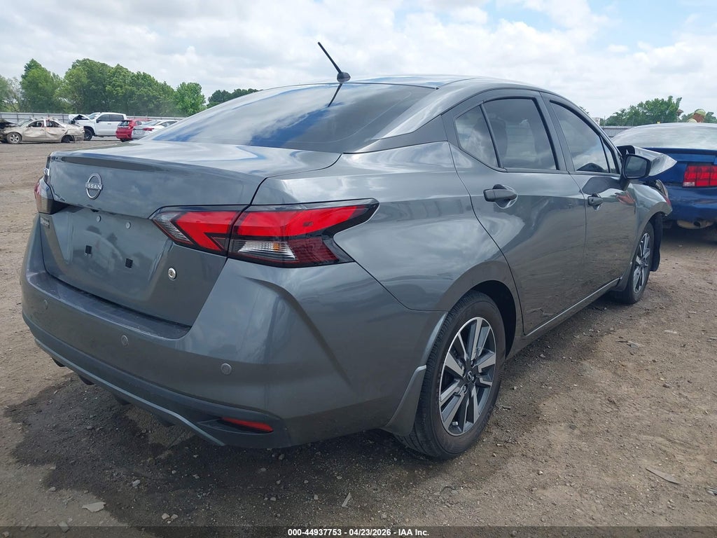 Nissan Versa 2025