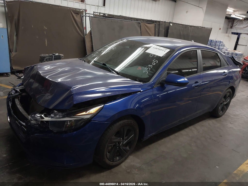 Hyundai Elantra 2021