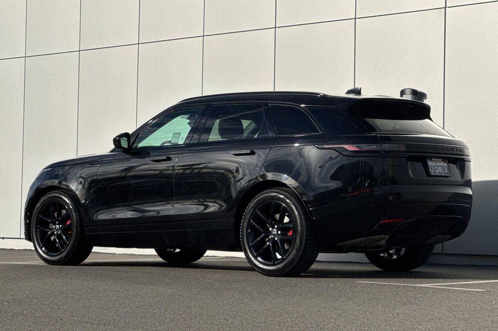 Land Rover Range Rover Velar 2025