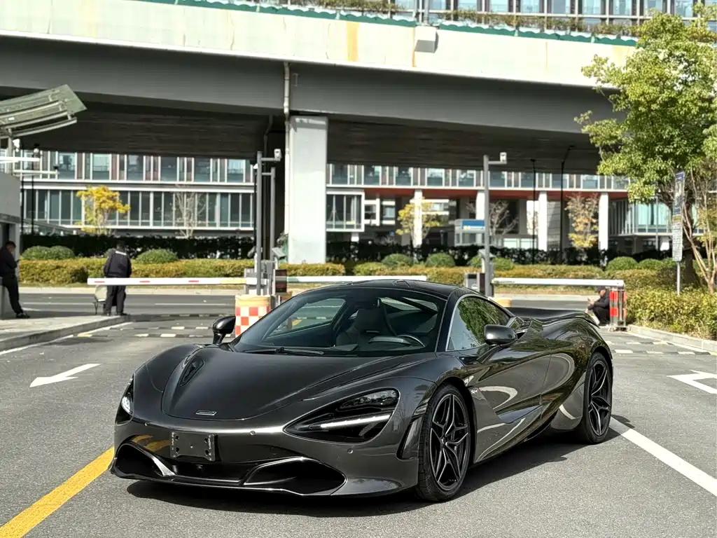 McLaren 720S 2020
