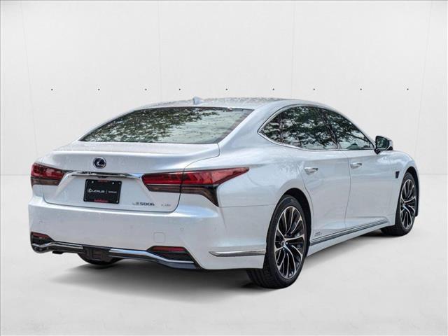 Lexus LS 2022