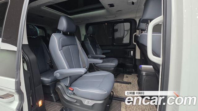 Hyundai Staria 2024