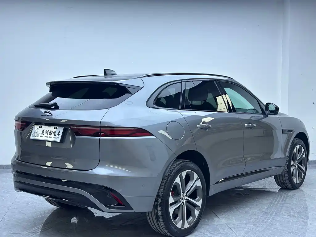 Jaguar F-Pace 2024