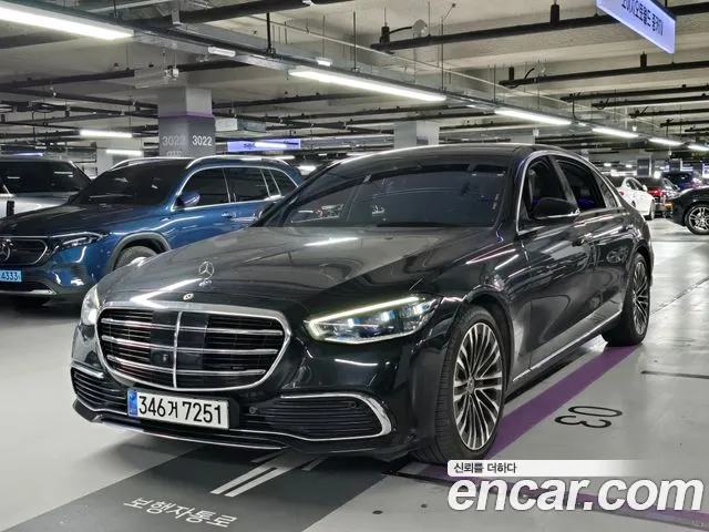 Mercedes-Benz S-Класс 2021