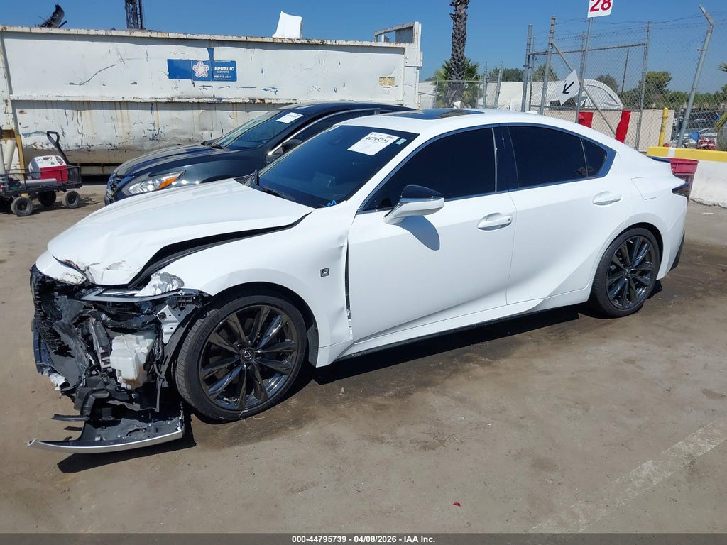 Lexus IS 2021