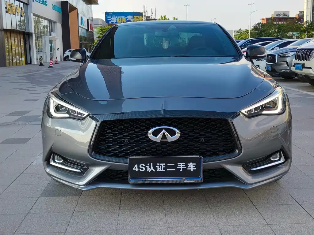 Infiniti Q60 2020