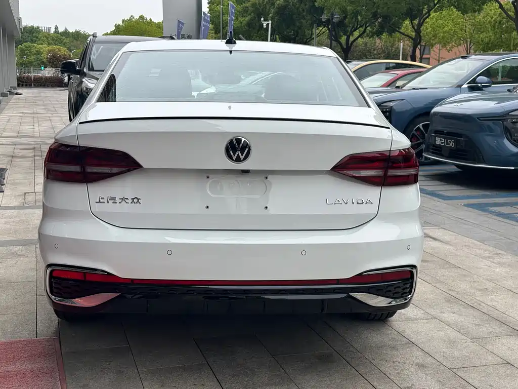 Volkswagen Lavida 2024