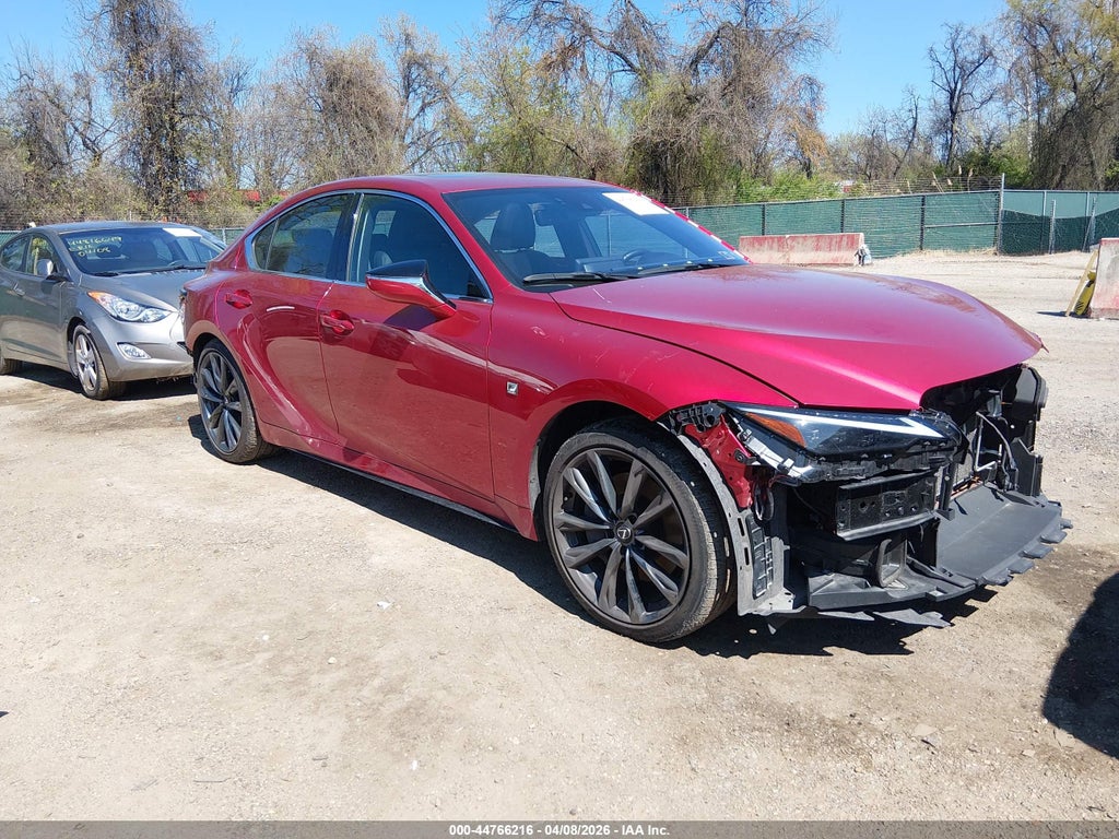 Lexus IS 2023