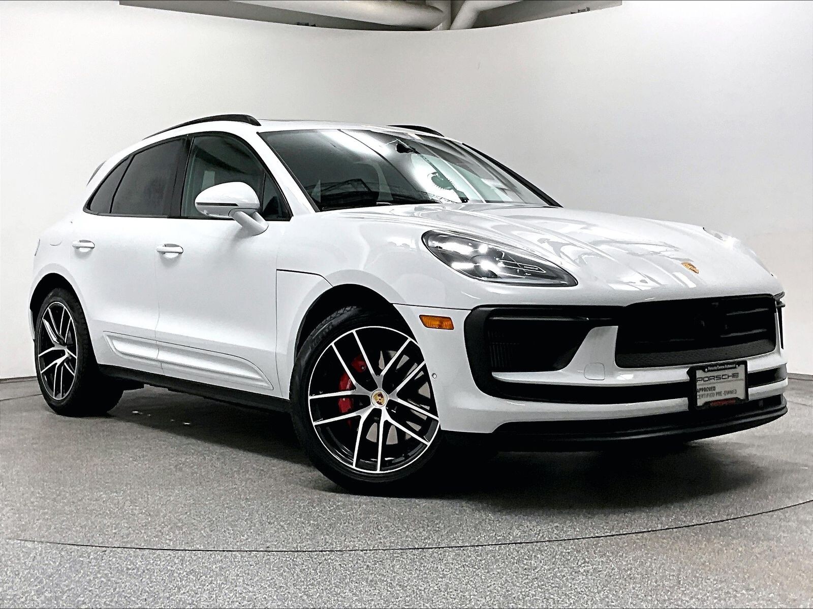 Porsche Macan 2025