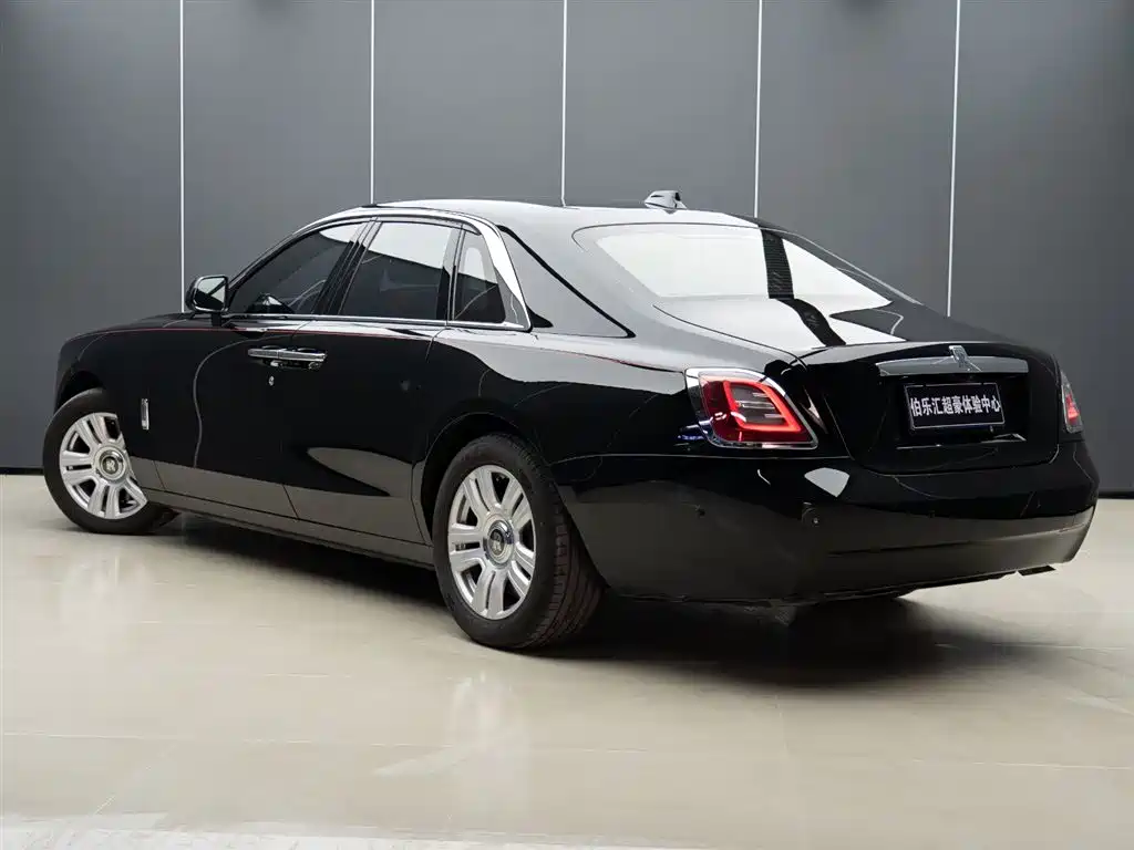 Rolls-Royce Ghost 2021