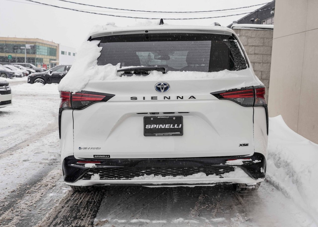 Toyota Sienna 2025