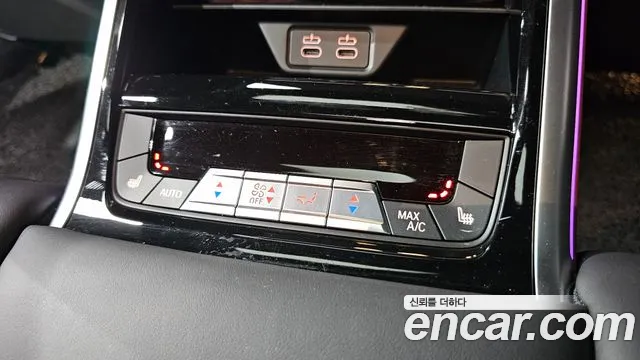 BMW 8 серии 2021