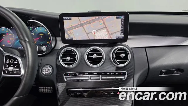 Mercedes-Benz C-Класс 2021