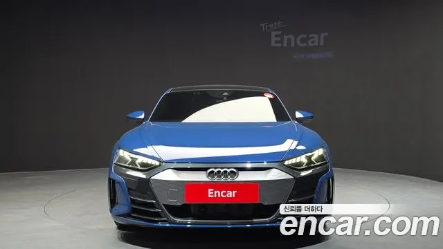 Audi e-tron GT 2021