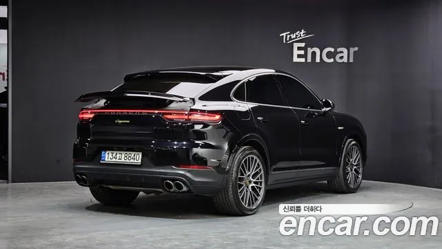 Porsche Cayenne 2022