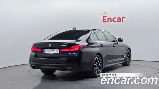 BMW 5 серии 2021
