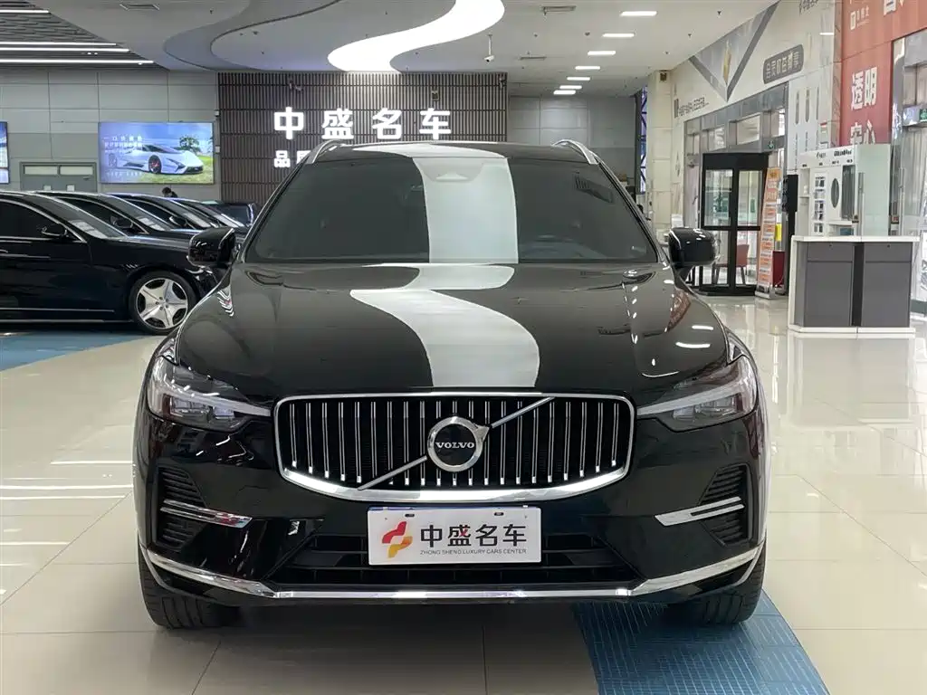 Volvo XC60 2022