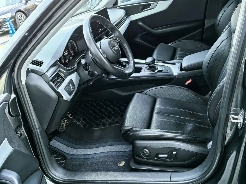 Audi A4 2021