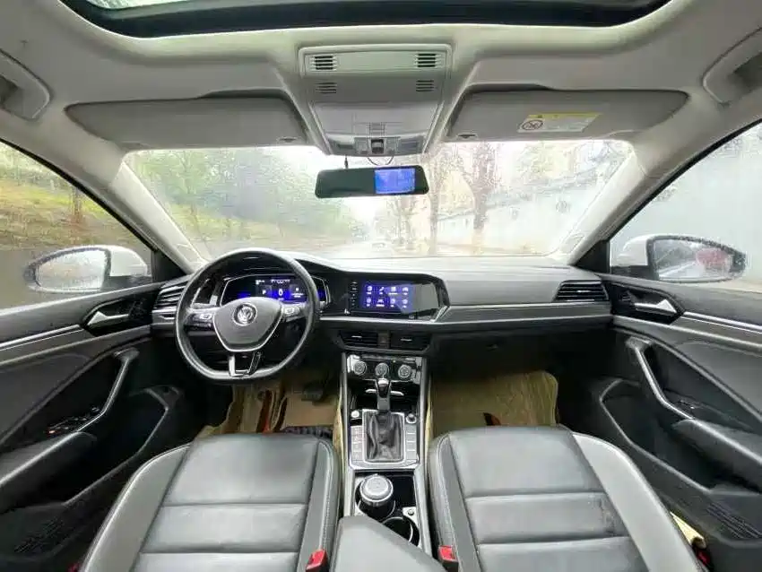 Volkswagen Jetta 2021