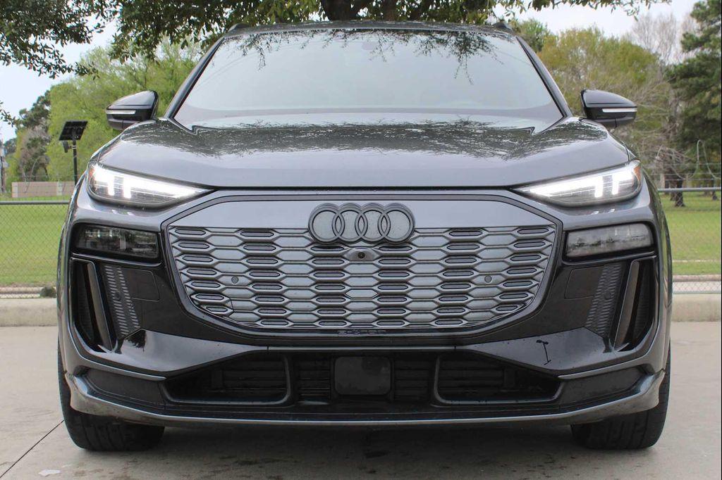 Audi SQ6 e-tron 2025