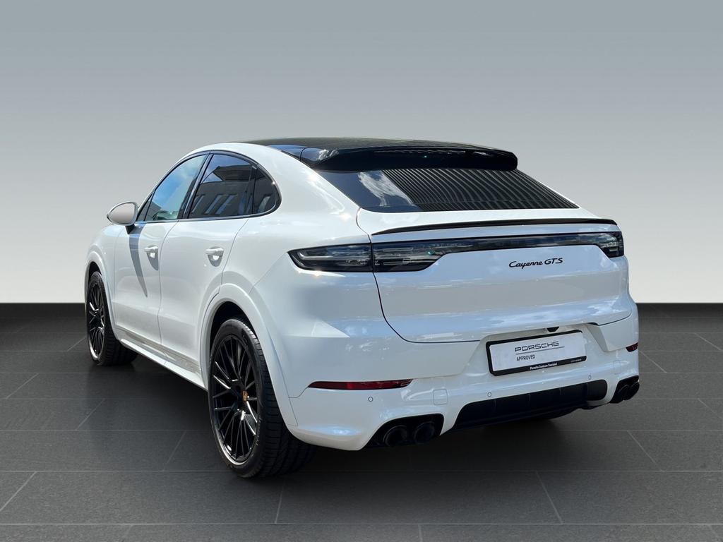 Porsche Cayenne 2022