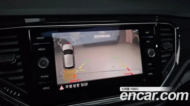 Volkswagen Taos 2021