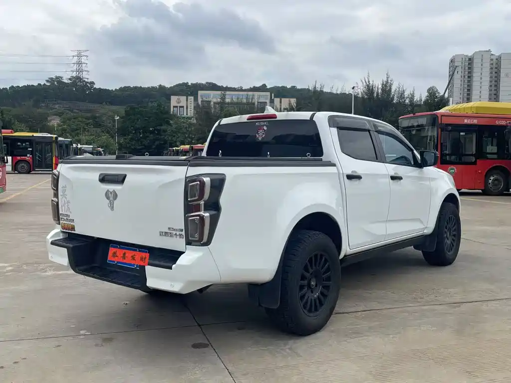 Isuzu D-Max 2023