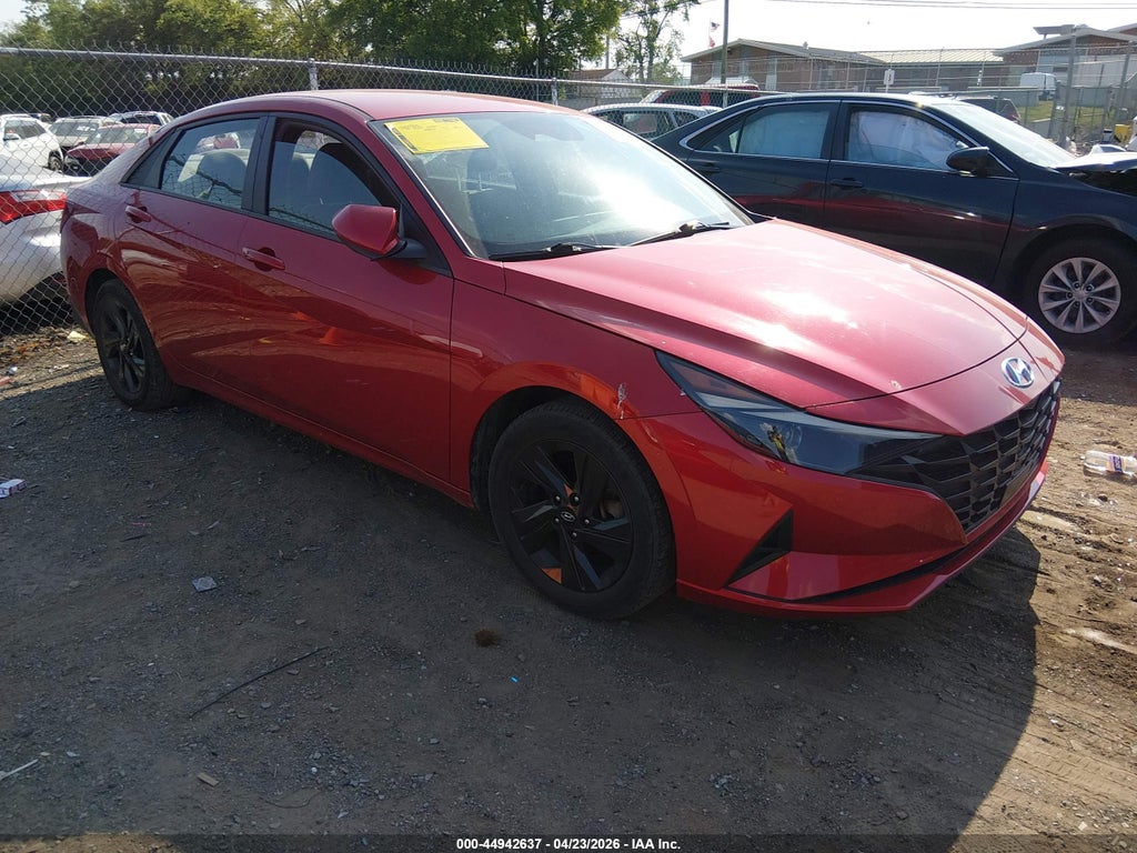 Hyundai Elantra 2022