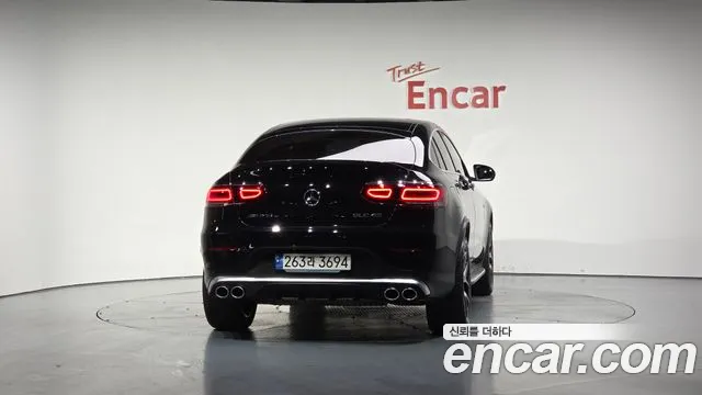 Mercedes-Benz GLC 2023