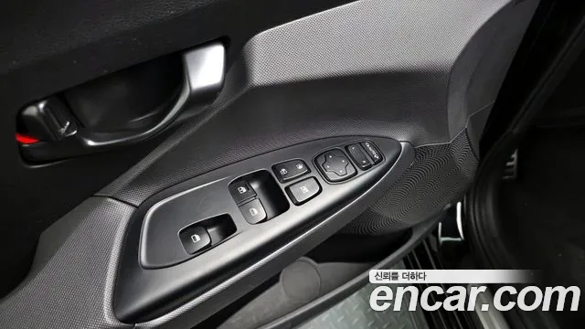 Hyundai Veloster 2021