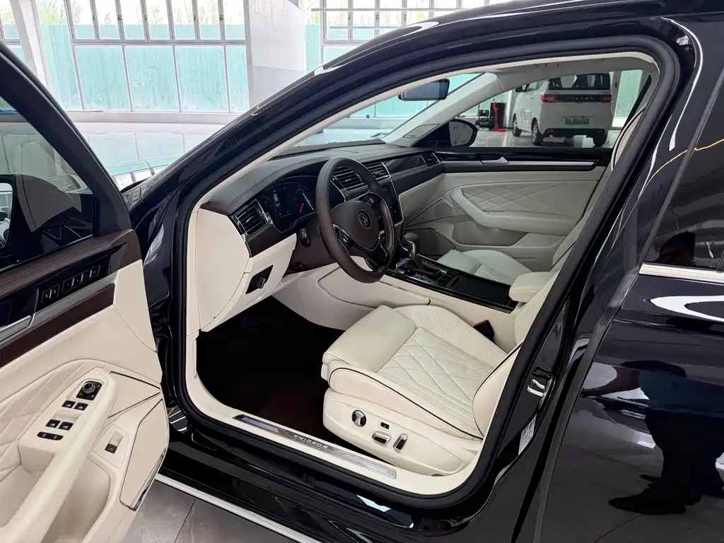 Volkswagen Phideon 2023