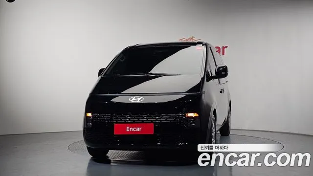 Hyundai Staria 2024