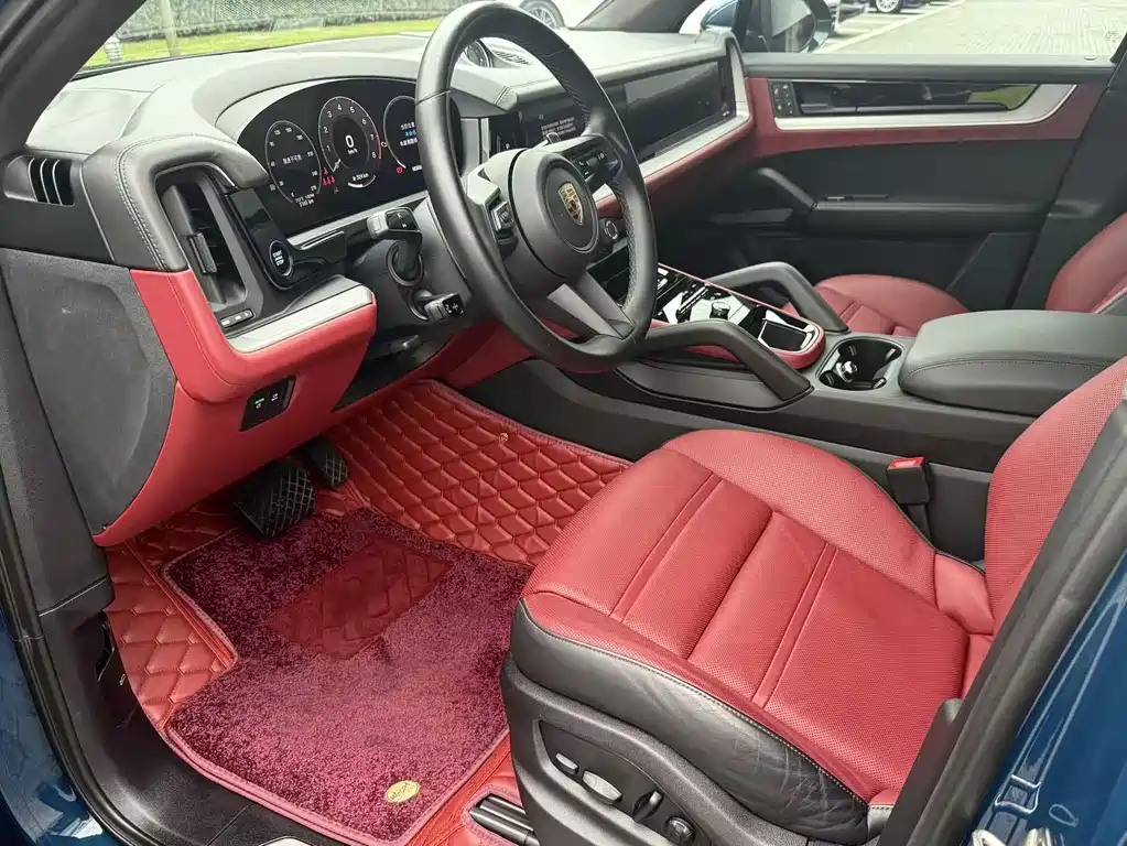 Porsche Cayenne 2024