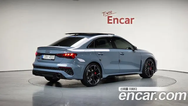 Audi RS3 2023