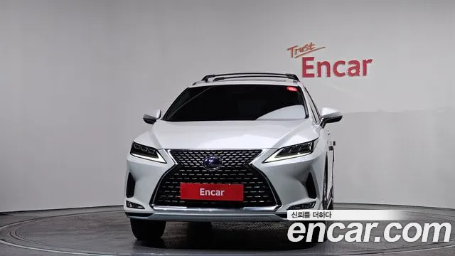 Lexus RX 2021