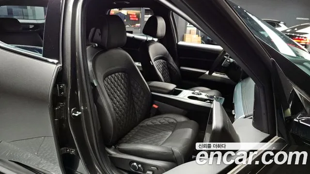 Genesis GV60 2024