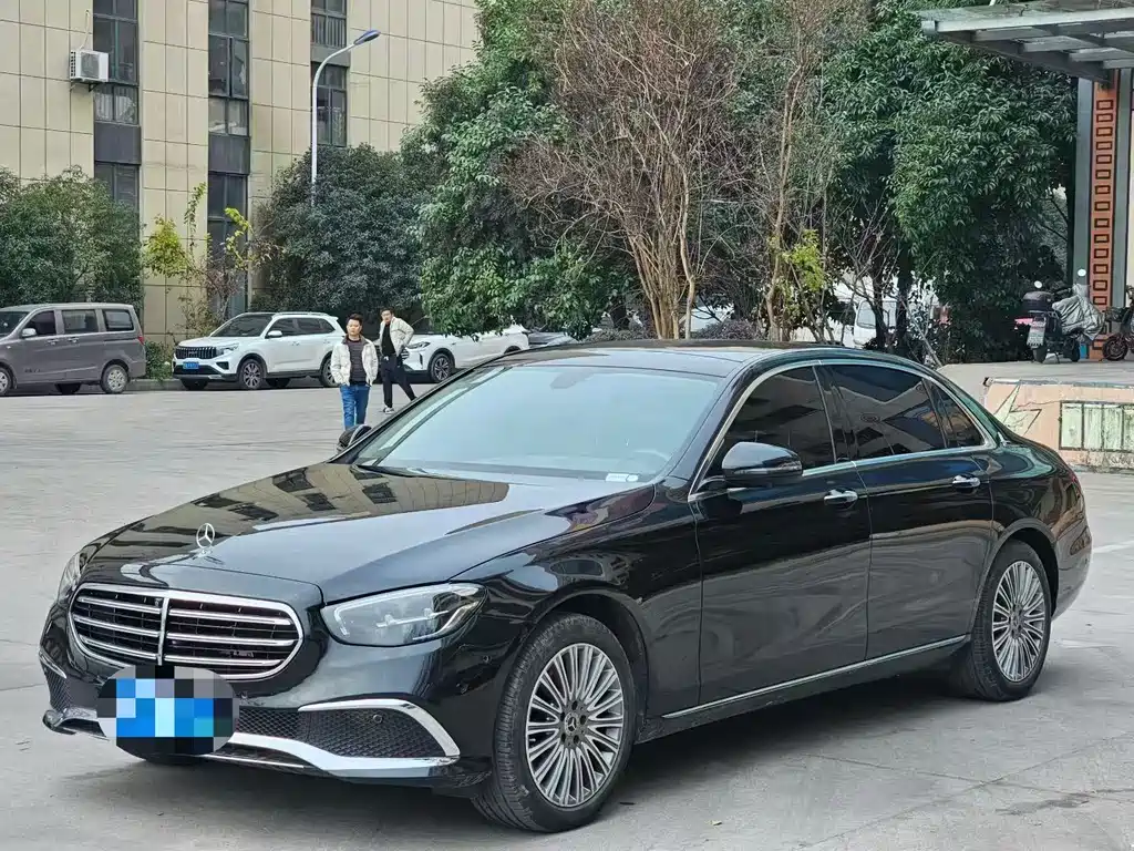 Mercedes-Benz E-Класс 2021