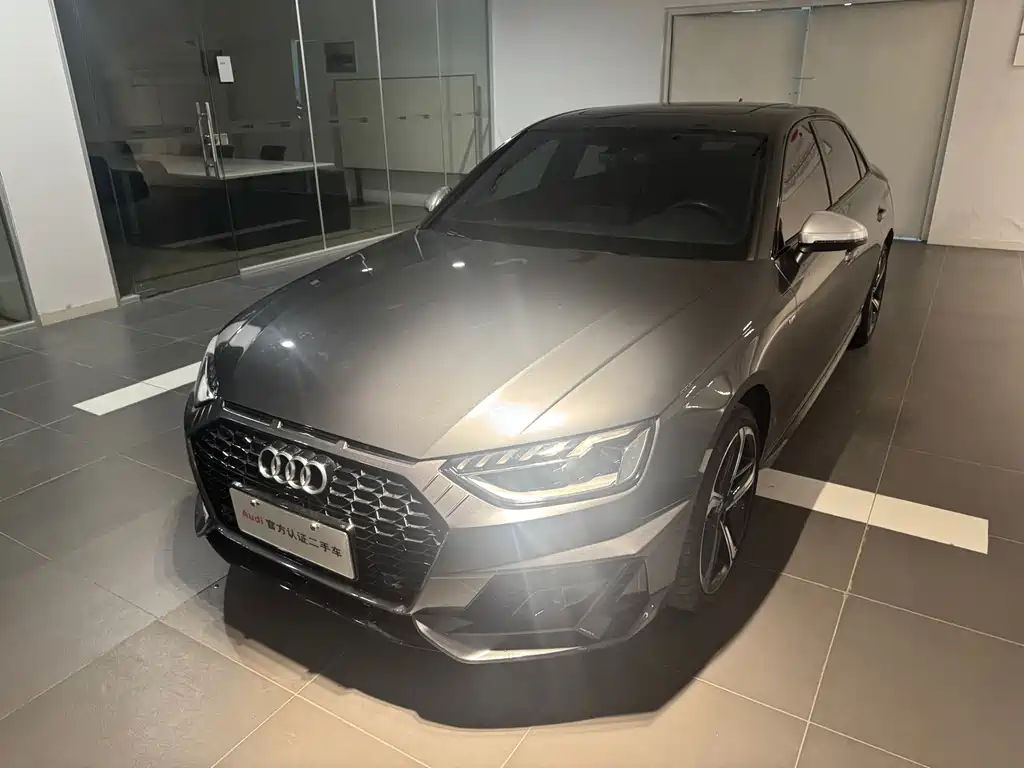 Audi A4 2024