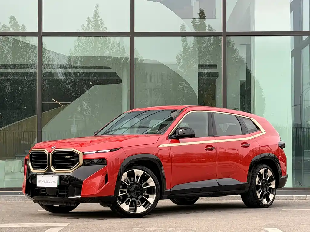 BMW XM 2024
