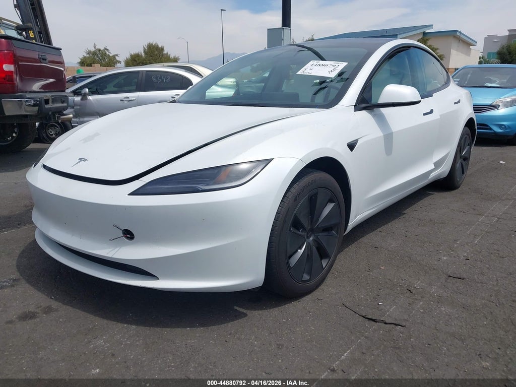 Tesla Model 3 2024