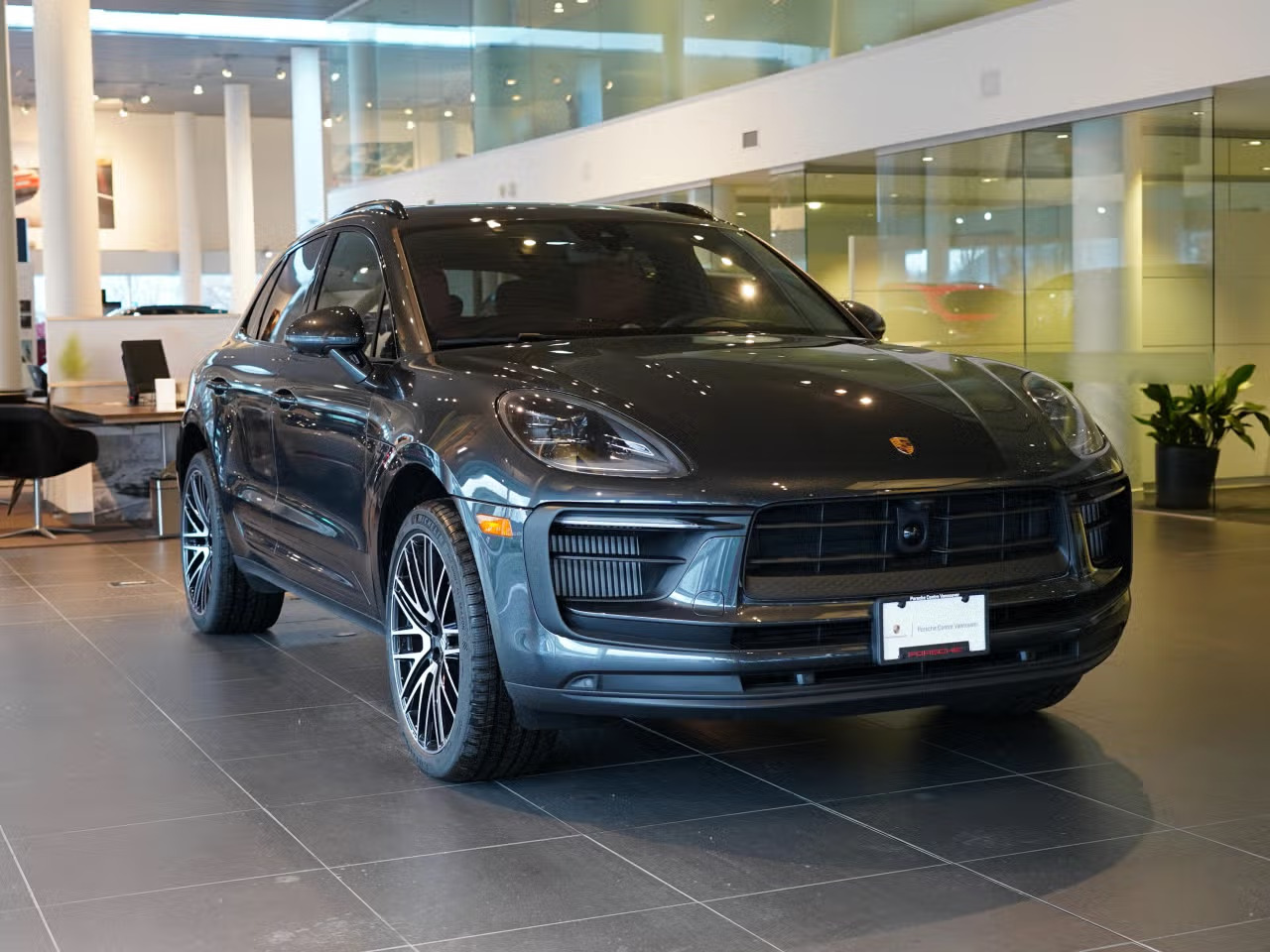 Porsche Macan 2024