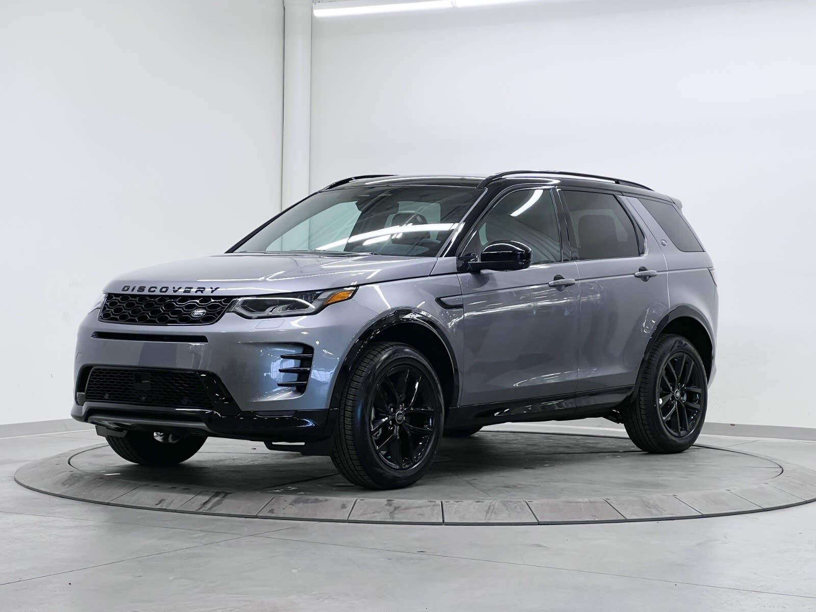 Land Rover Discovery Sport 2025