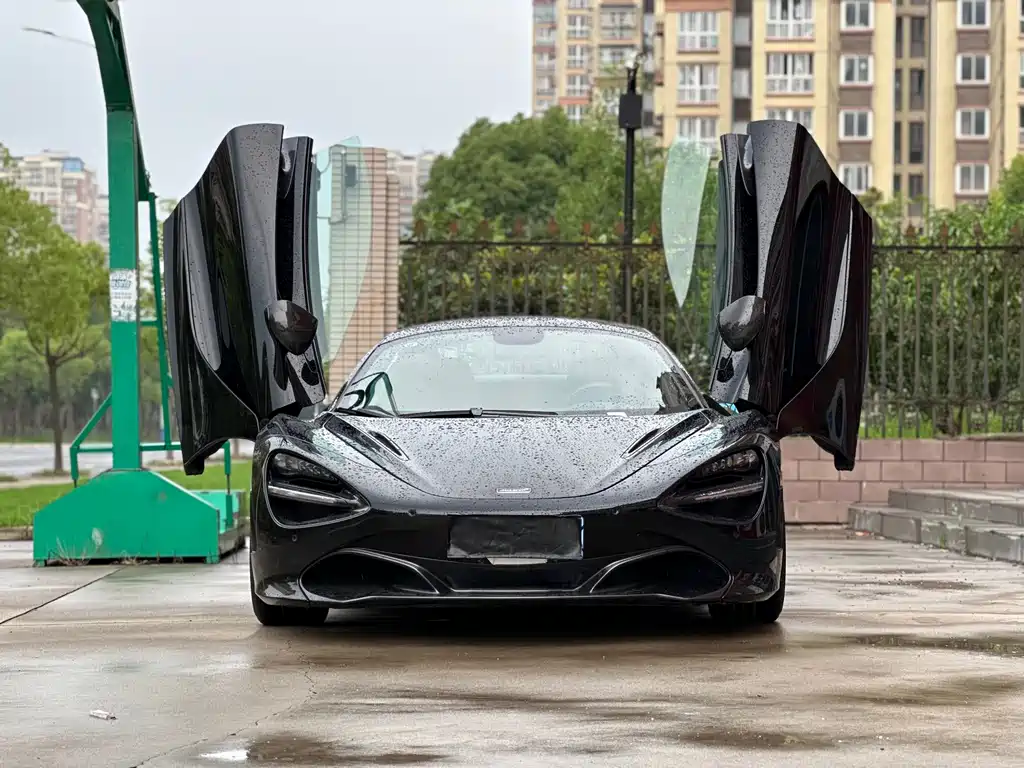 McLaren 720S 2020