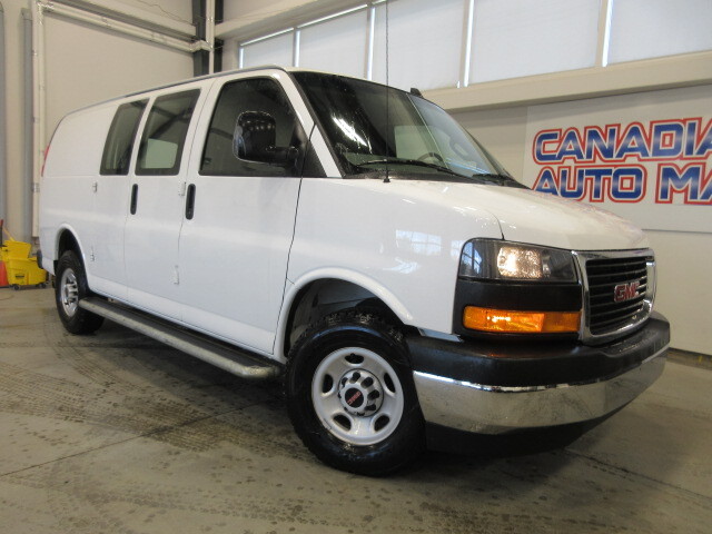 GMC Savana 2023