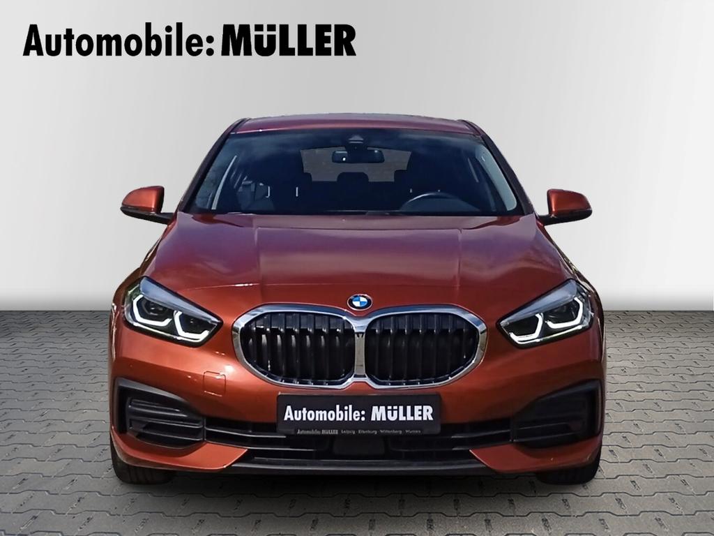 BMW 118 2022