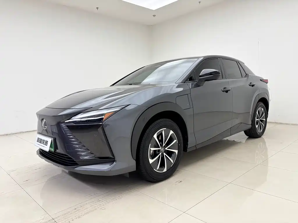Lexus RZ 2024