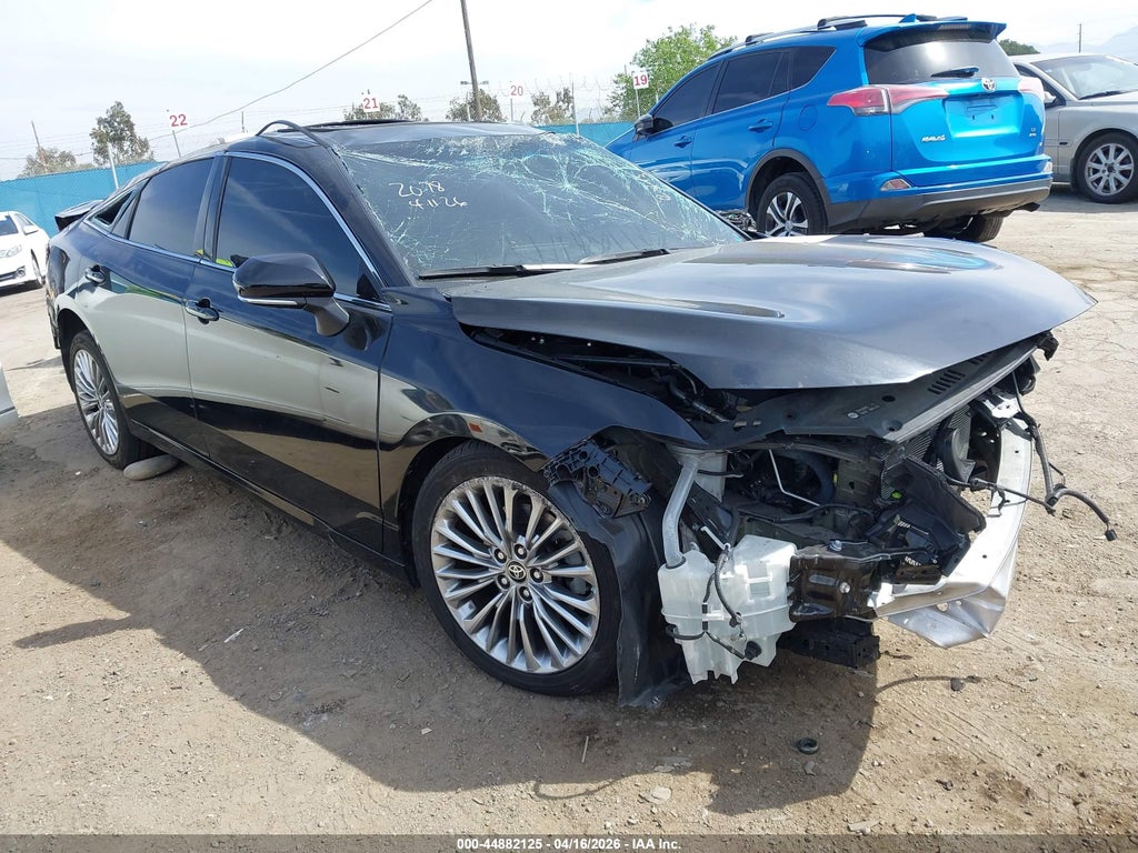 Toyota Avalon 2022
