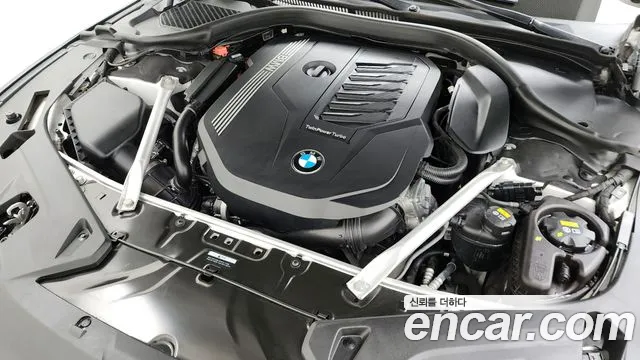 BMW 8 серии 2021