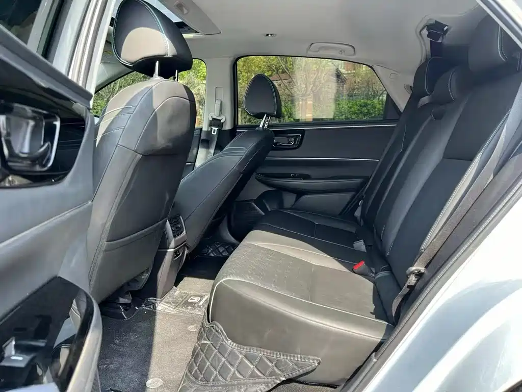 Honda e:NP2 2024